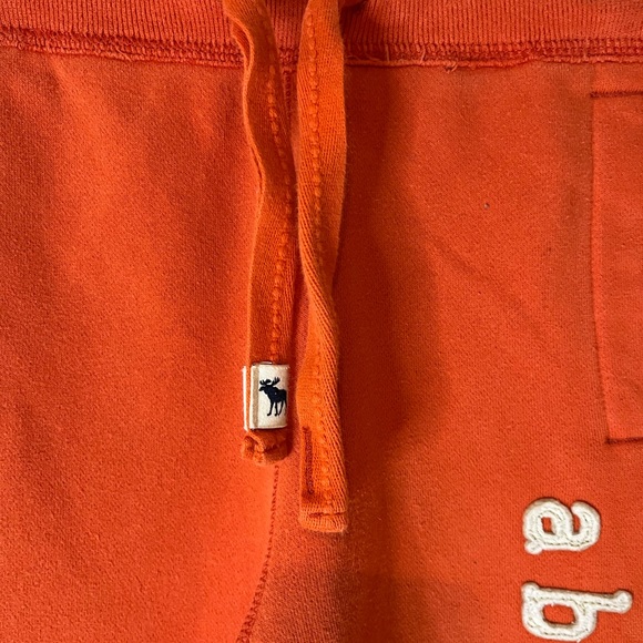 Abercrombie sweatpants - Picture 3 of 6